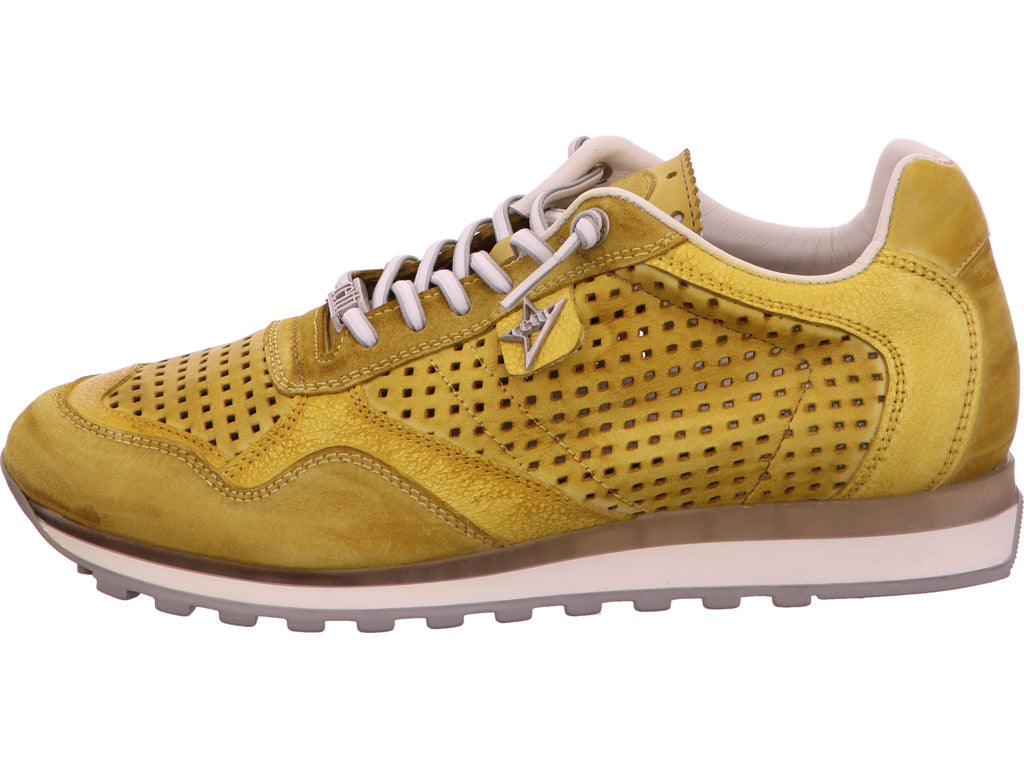 Cetti herensneaker C848 in de kleur geel