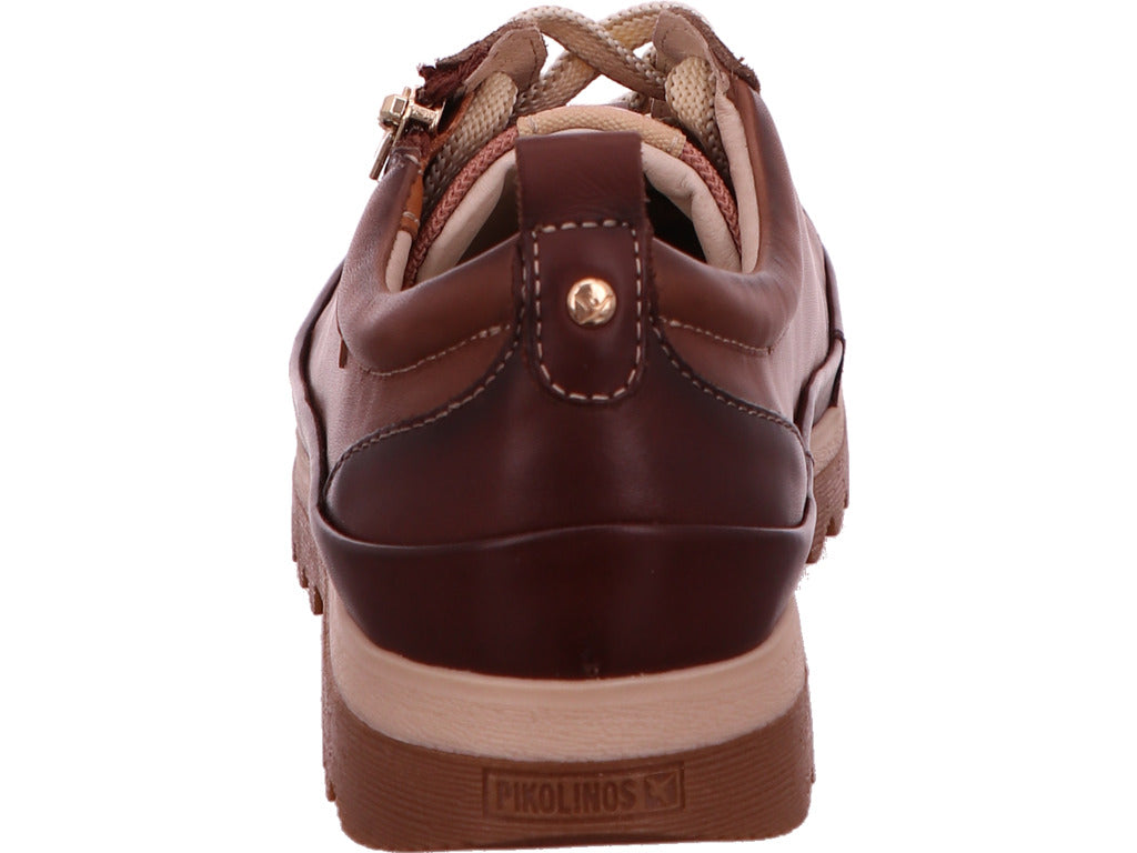 Pikolinos damesschoen met veters, model Vigo, in een bruin-multicolor combinatie.