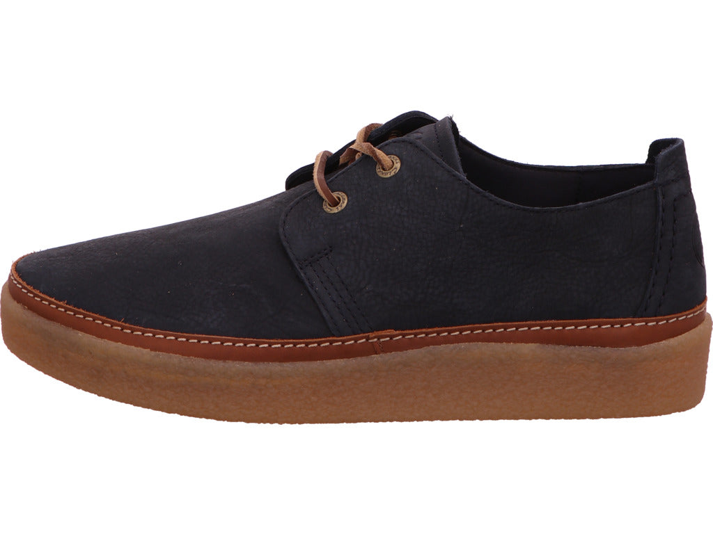 Lage herenschoen van Clarks in donkerblauw.
